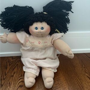 Original Vintage Cabbage Patch Kids Doll Soft Sculpt 1984 Hand Signed Girl